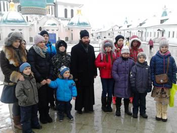 "Согреем детские сердца" в Звенигороде