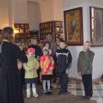 Воспитанники СРЦ "Семья" во Введенском храме 1