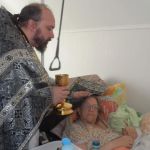 Причащение в Доме Престарелых 0