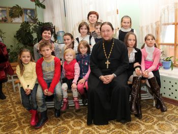 "Согреем детские сердца" в Лобне