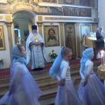 Воспитанники "Синей птицы" в Тихвинском храме 2