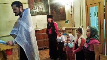 Крещение воспитанников приюта