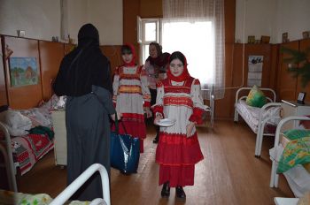 Гостинцы для подопечных