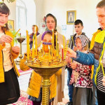 Гости из детского дома-интерната «Добрый дом «Коломенский» в Покровском храме с. Никульское 1 Гости из детского дома-интерната «Добрый дом «Коломенский» в Покровском храме с. Никульское 1