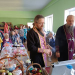 Освящение куличей в пункте временного размещения беженцев в дер. Костино 1