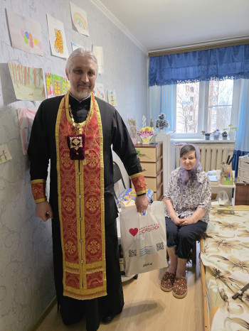 Посещение подопечных социального центра