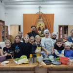 Епархиальная акция &laquo;Согреем детские сердца&raquo; в Кучино 0
